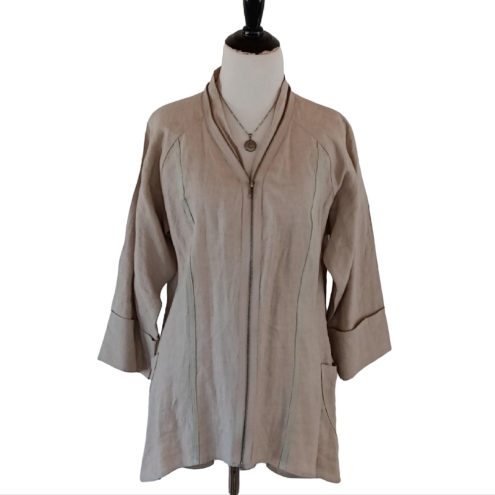 Luii linen zip up hi-low jacket